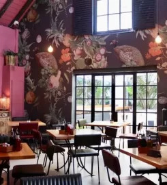 The Foodbarn Café & Deli Shop